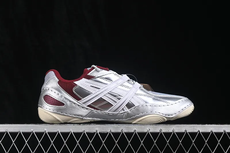 All categories Asics Asics series Asics Hypersync Asics Hypersync fashion retro breathable lightweight thin-soled moral training shoes 1203A879-020